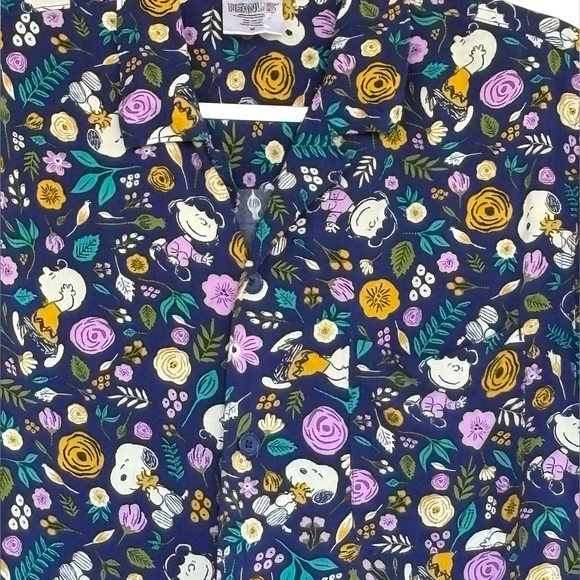 Peanuts Snoopy Charlie Brown & Lucy Flory Hawaiian Print Button Down Shirt Sz M - Picture 3 of 4